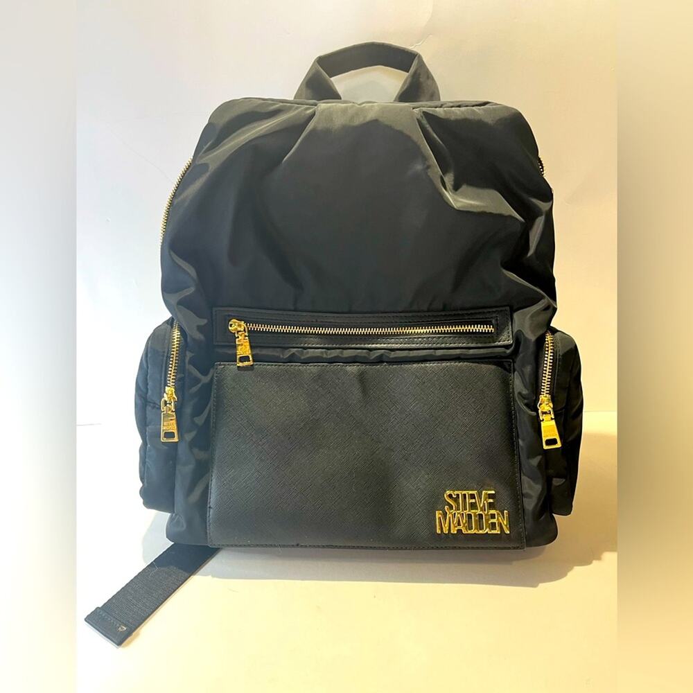 NWOT Steve Madden Backpack black and gold